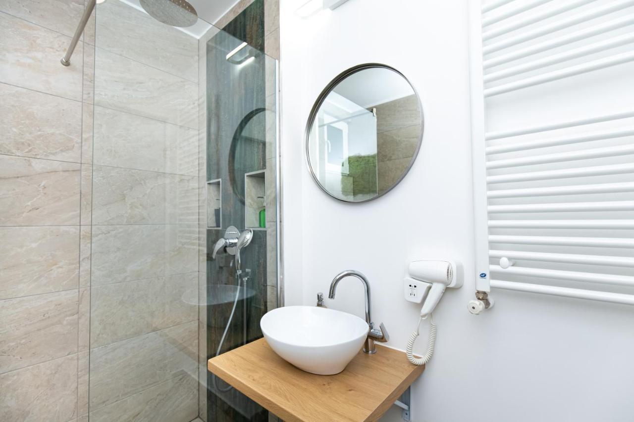 Metropole Apartments Studio Old City بوخارست المظهر الخارجي الصورة