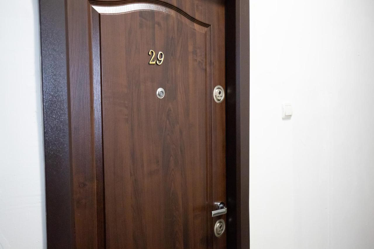 Metropole Apartments Studio Old City بوخارست المظهر الخارجي الصورة